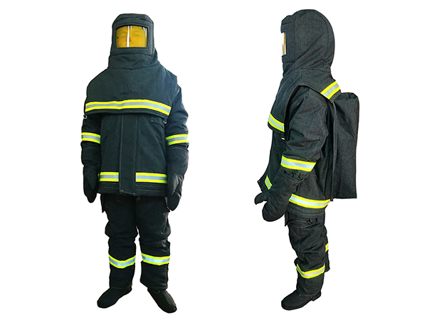 我國(guó)消防員滅火防護(hù)服發(fā)展的四個(gè)階段